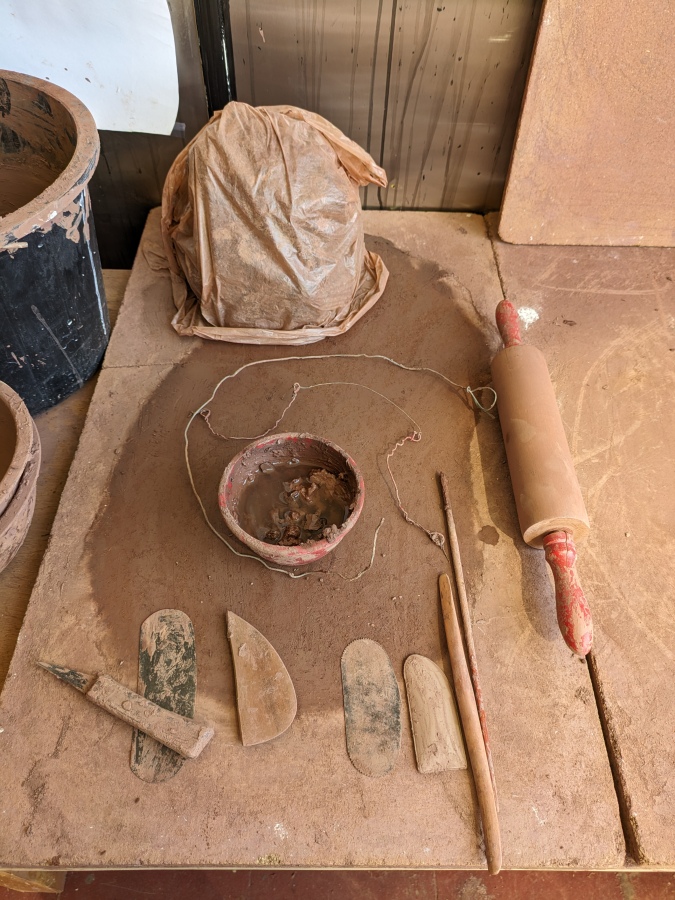 Kitchen table clay