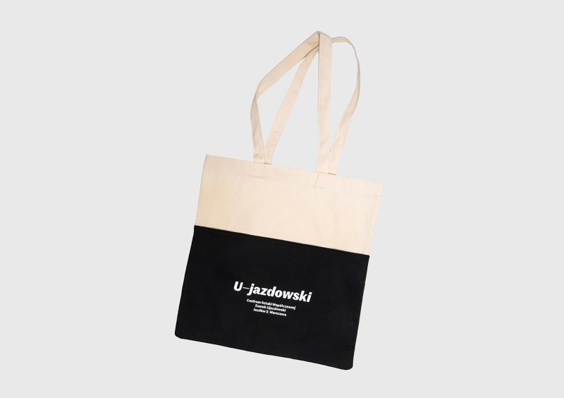 U–jazdowski bag in black and white